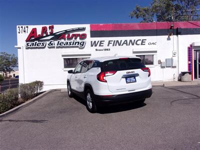 2024 GMC Terrain SLE   - Photo 2 - Tucson, AZ 85716