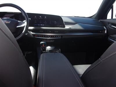 2025 Cadillac XT4 PREMIUM LUX   - Photo 21 - Tucson, AZ 85716