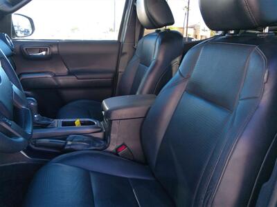 2023 Toyota Tacoma TRD Sport   - Photo 10 - Tucson, AZ 85716