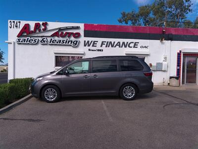 2015 Toyota Sienna XLE 8-Passenger   - Photo 10 - Tucson, AZ 85716