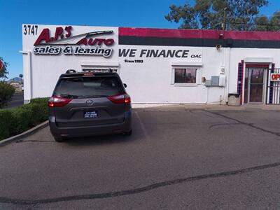 2015 Toyota Sienna XLE 8-Passenger   - Photo 6 - Tucson, AZ 85716