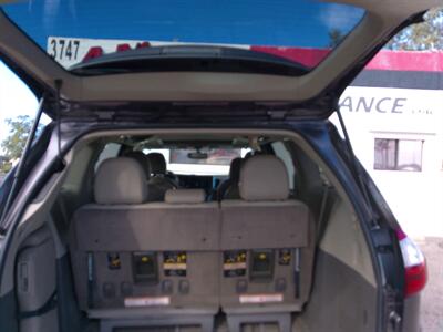 2015 Toyota Sienna XLE 8-Passenger   - Photo 8 - Tucson, AZ 85716
