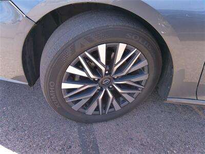 2025 Nissan Altima 2.5 SV   - Photo 20 - Tucson, AZ 85716