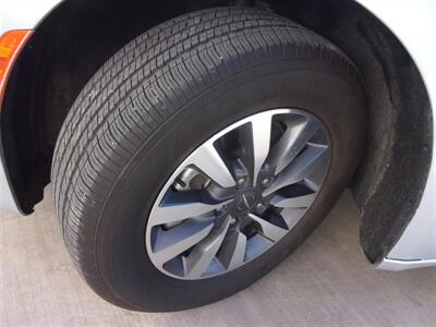 2023 Chrysler Pacifica Plug-In Hybrid Touring L   - Photo 21 - Tucson, AZ 85716