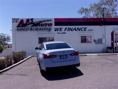 2023 Nissan Altima 2.5 SR   - Photo 2 - Tucson, AZ 85716