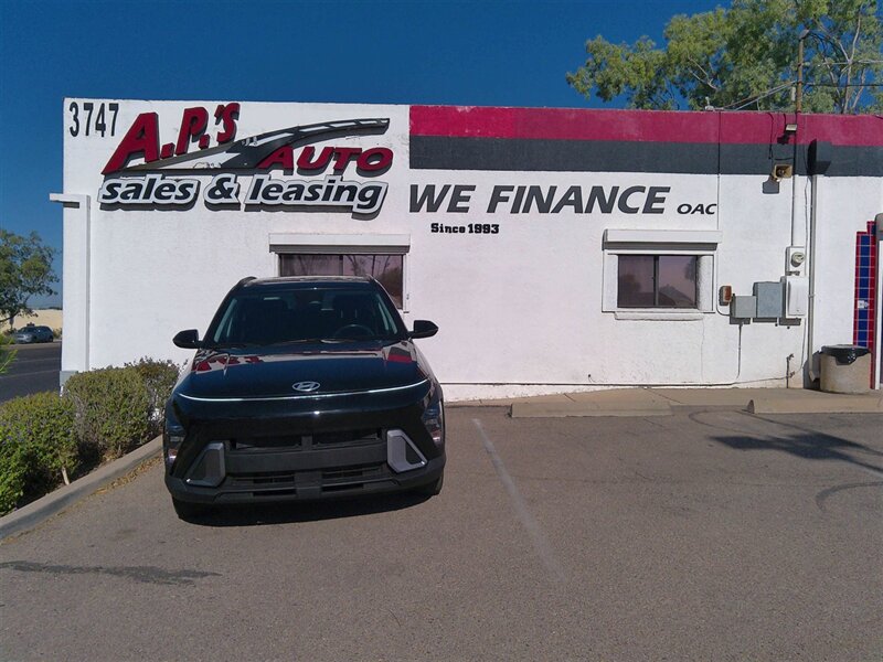 2024 Hyundai KONA SEL   - Photo 1 - Tucson, AZ 85716