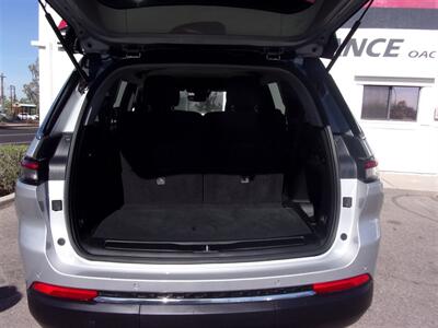 2023 Jeep Grand Cherokee L Laredo   - Photo 8 - Tucson, AZ 85716