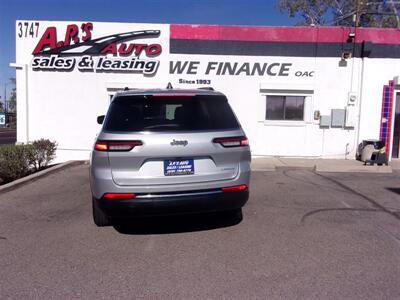 2023 Jeep Grand Cherokee L Laredo   - Photo 6 - Tucson, AZ 85716