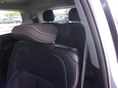 2023 Jeep Grand Cherokee L Laredo   - Photo 11 - Tucson, AZ 85716