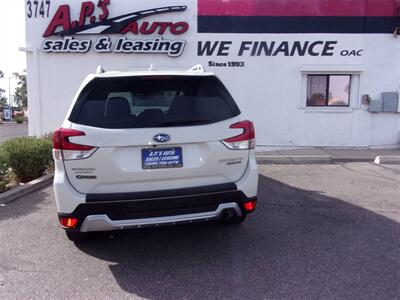 2020 Subaru Forester Premium   - Photo 9 - Tucson, AZ 85716