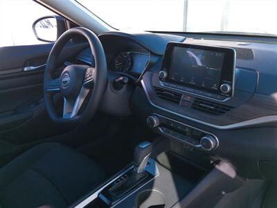 2025 Nissan Altima 2.5 SV   - Photo 18 - Tucson, AZ 85716