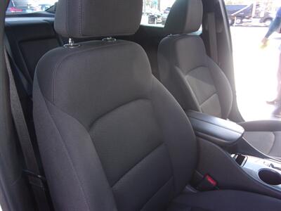 2025 Chevrolet Malibu LT   - Photo 9 - Tucson, AZ 85716