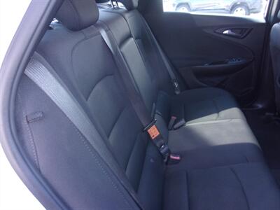2025 Chevrolet Malibu LT   - Photo 6 - Tucson, AZ 85716