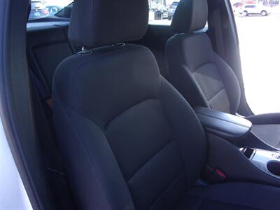 2025 Chevrolet Malibu LT   - Photo 10 - Tucson, AZ 85716
