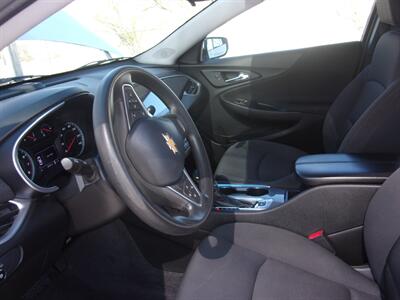 2025 Chevrolet Malibu LT   - Photo 15 - Tucson, AZ 85716