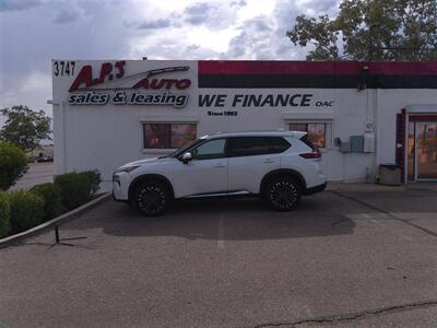 2026 Nissan Rogue Platinum   - Photo 4 - Tucson, AZ 85716