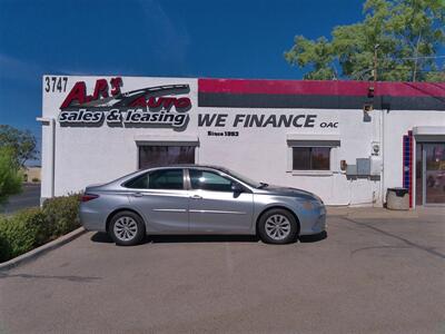 2015 Toyota Camry LE   - Photo 4 - Tucson, AZ 85716
