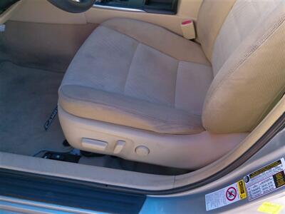 2015 Toyota Camry LE   - Photo 11 - Tucson, AZ 85716