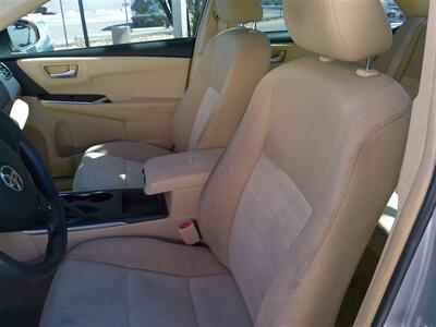 2015 Toyota Camry LE   - Photo 12 - Tucson, AZ 85716