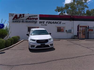 2024 Chrysler Pacifica Plug-In Hybrid Select   - Photo 1 - Tucson, AZ 85716