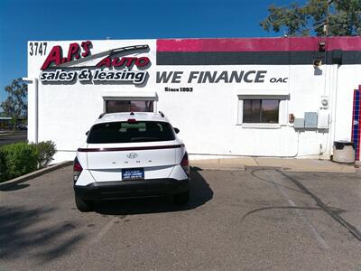 2024 Hyundai KONA SEL   - Photo 7 - Tucson, AZ 85716