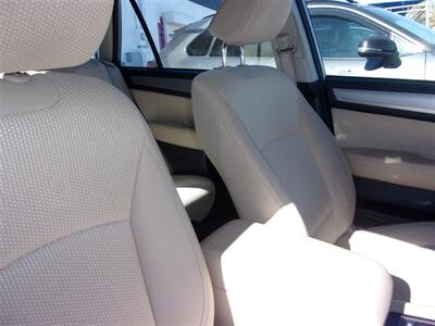 2019 Subaru Outback 2.5i   - Photo 12 - Tucson, AZ 85716