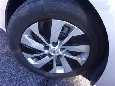 2024 Nissan Altima 2.5 SV   - Photo 14 - Tucson, AZ 85716