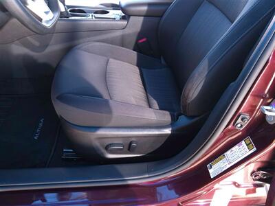 2024 Nissan Altima 2.5 SV   - Photo 6 - Tucson, AZ 85716