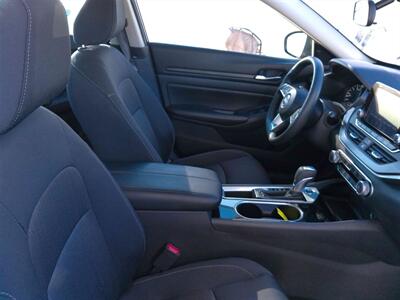 2024 Nissan Altima 2.5 SV   - Photo 16 - Tucson, AZ 85716