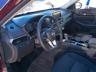 2024 Nissan Altima 2.5 SV   - Photo 11 - Tucson, AZ 85716