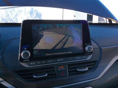 2024 Nissan Altima 2.5 SV   - Photo 8 - Tucson, AZ 85716