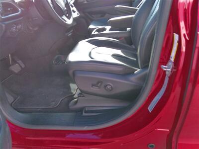 2025 Chrysler Pacifica Select   - Photo 14 - Tucson, AZ 85716