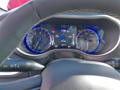 2025 Chrysler Pacifica Select   - Photo 15 - Tucson, AZ 85716