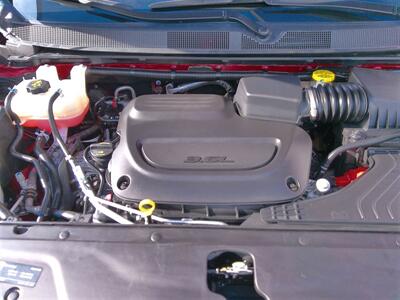 2025 Chrysler Pacifica Select   - Photo 13 - Tucson, AZ 85716
