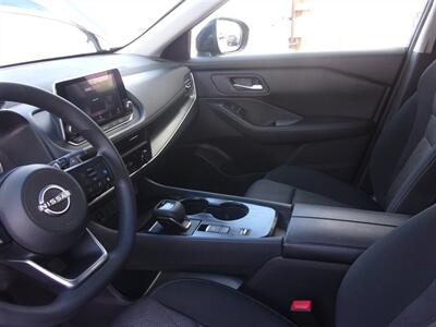 2024 Nissan Rogue SV   - Photo 21 - Tucson, AZ 85716
