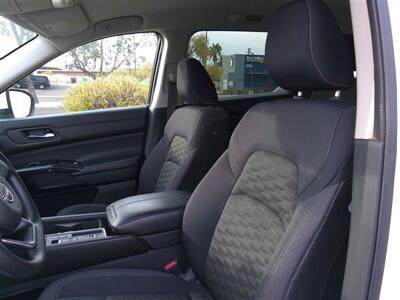 2022 Nissan Pathfinder S   - Photo 10 - Tucson, AZ 85716