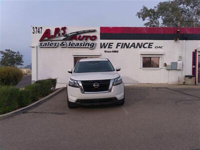 2022 Nissan Pathfinder S   - Photo 2 - Tucson, AZ 85716