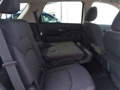 2022 Nissan Pathfinder S   - Photo 24 - Tucson, AZ 85716