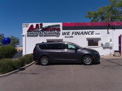 2023 Chrysler Pacifica Touring L   - Photo 3 - Tucson, AZ 85716