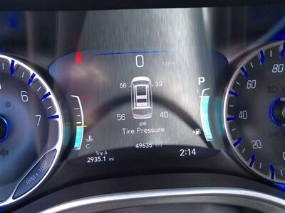 2023 Chrysler Pacifica Touring L   - Photo 9 - Tucson, AZ 85716