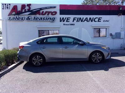 2023 Kia Forte LXS   - Photo 4 - Tucson, AZ 85716