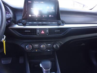 2023 Kia Forte LXS   - Photo 9 - Tucson, AZ 85716