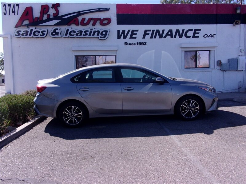 2023 Kia Forte LXS photo 21