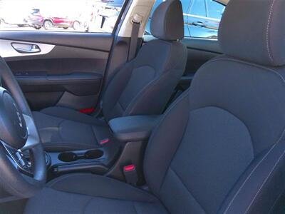2024 Kia Forte LX   - Photo 11 - Tucson, AZ 85716