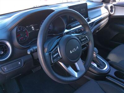 2024 Kia Forte LX   - Photo 14 - Tucson, AZ 85716