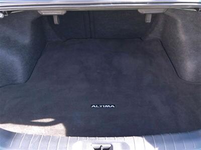 2025 Nissan Altima 2.5 SV   - Photo 17 - Tucson, AZ 85716