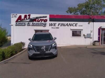 2024 Nissan Rogue SV   - Photo 2 - Tucson, AZ 85716