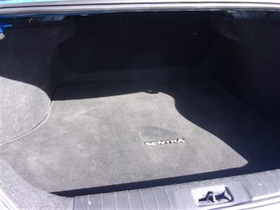 2025 Nissan Sentra SV   - Photo 8 - Tucson, AZ 85716