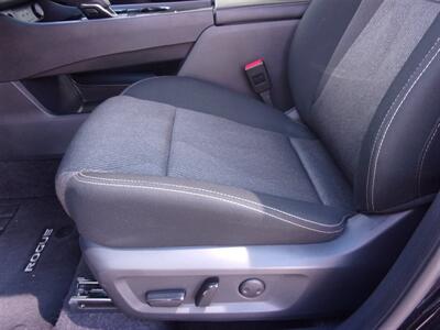 2025 Nissan Rogue SV   - Photo 9 - Tucson, AZ 85716