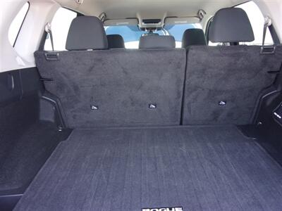 2025 Nissan Rogue SV   - Photo 19 - Tucson, AZ 85716